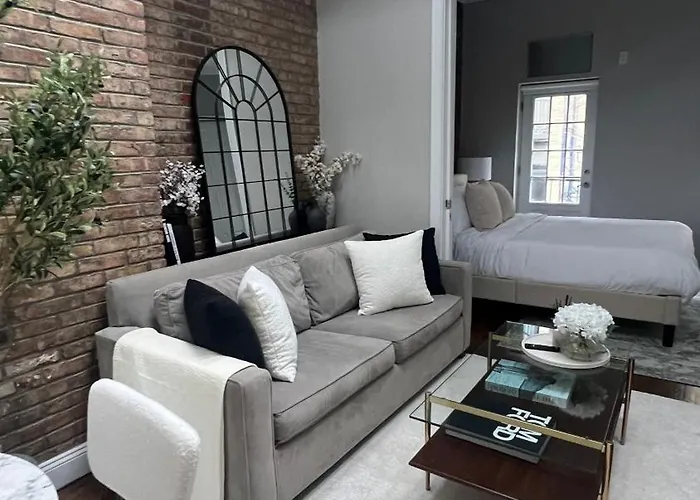 Gorgeous Exposed Brick 1 Bedroom Plus Private Roof Deck!
